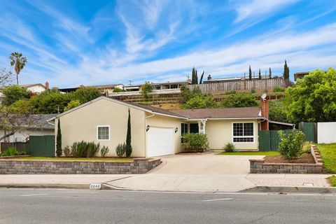 6040 Amaya Dr La Mesa CA 91942
