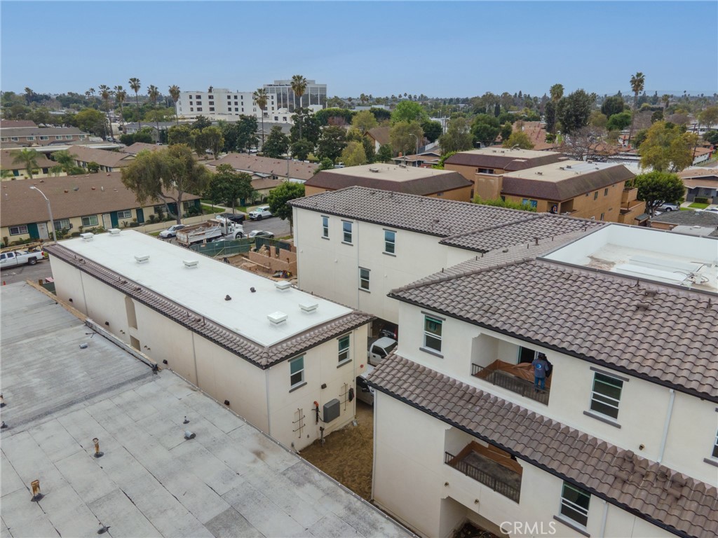 1024 W Romneya Drive