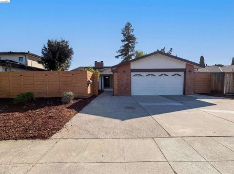 Photo of 1564 S Wolfe RD Rd, Sunnyvale, CA 94087 (MLS # 41130695)