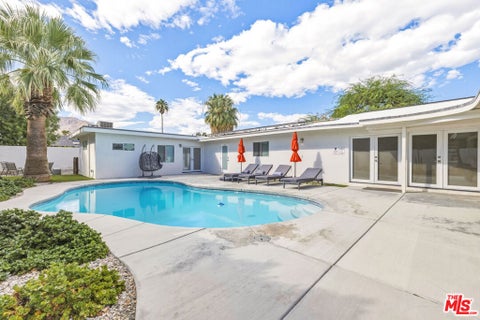 Tiny photo for 1055 E Racquet Club Road, Palm Springs, CA 92262 (MLS # 26104545)
