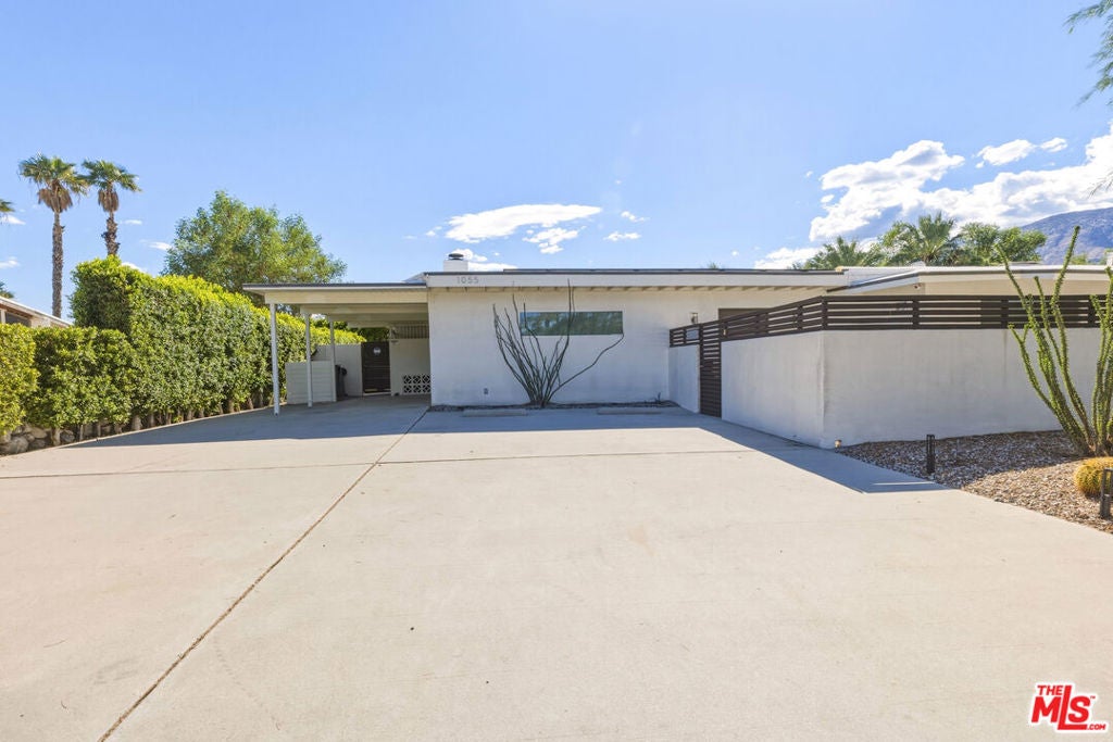 1055 E Racquet Club Road