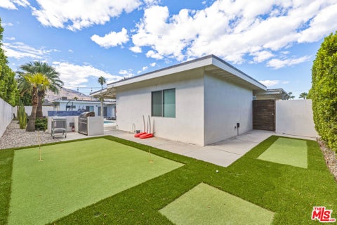 Tiny photo for 1055 E Racquet Club Road, Palm Springs, CA 92262 (MLS # 26104545)