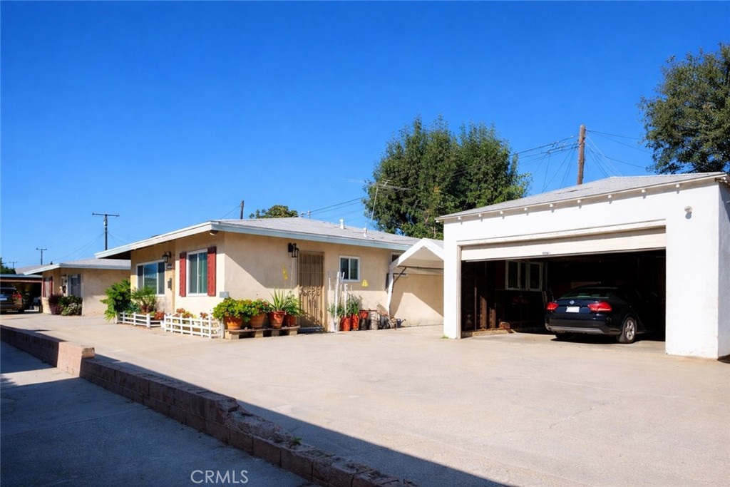 2713 - 2717 Arlington