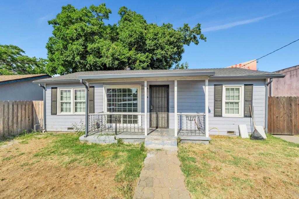 Welcome to this charming 3-bedroom, 1-bathroom home located in the thriving city of Stockton. With 1,261 sq. ft. of thoughtfully designed living space, this residence offers a wonderful blend of comfort, style, and functionality. Step into a bright and welcoming interior featuring a spacious living area and a well-equipped kitchen with plenty of cabinet spaceperfect for meal prepping or hosting loved ones. Situated on a generous lot, this home boasts a huge backyard thats perfect for outdoor entertaining & gardening. Whether you're a first-time buyer, downsizing, or investing, this property checks all the boxes. Conveniently located near schools, shopping centers, dining options, parks, and easy freeway access, you'll enjoy both comfort and convenience. Dont miss out on this great opportunity to own a home in one of Stockton's most accessible and community-friendly neighborhoods!
