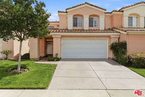 Photo of 25842 Browning Place, Stevenson Ranch, CA 91381 (MLS # 26673327)