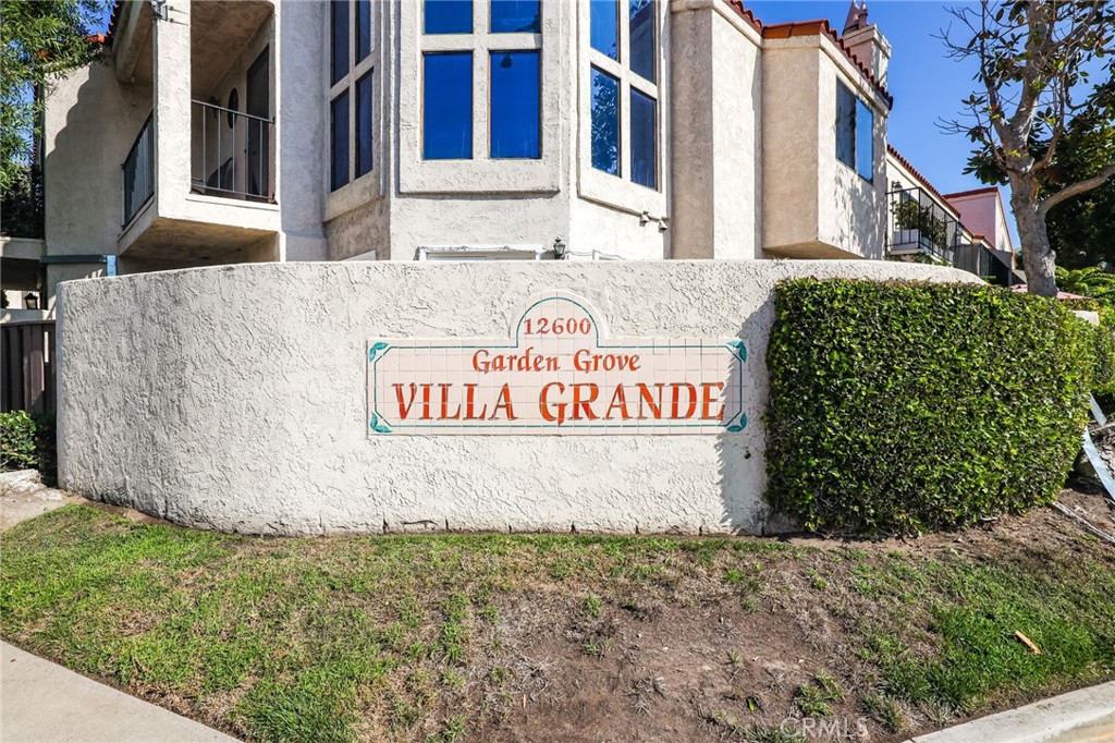 Villa Grande - Residential