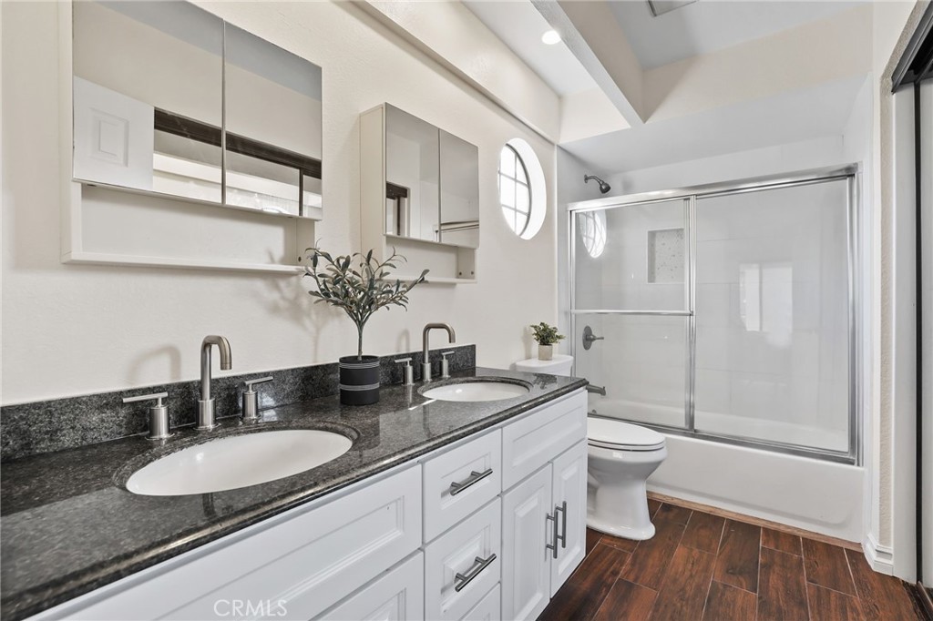 Villa Grande - Residential