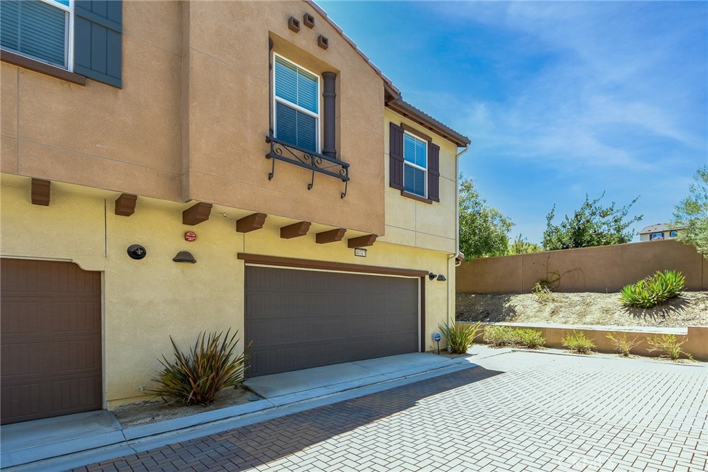 40317 Calle Real