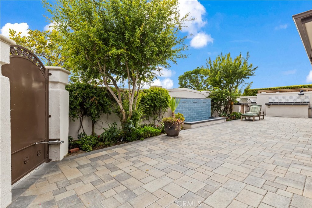 32702 Seven Seas Drive