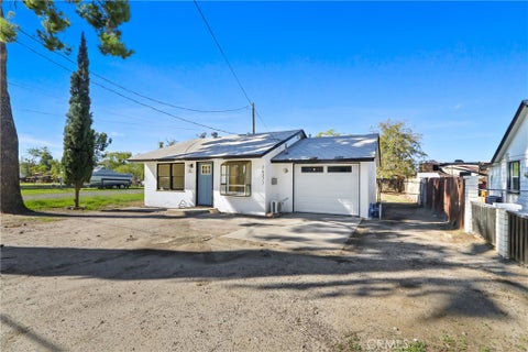Tiny photo for 26377 Girard ST, Hemet, CA 92544 (MLS # CV26233395)