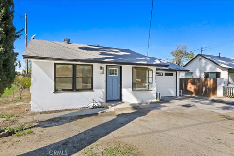 Tiny photo for 26377 Girard ST, Hemet, CA 92544 (MLS # CV26233395)