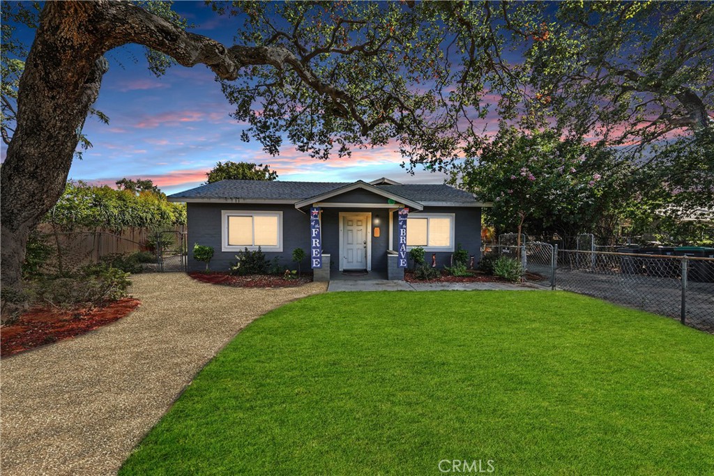 Welcome to 624 W Allen Ave, a meticulously remodeled single-family gem in the heart of prestigious San Dimas, CA. This charming 3-bedroom, 2-bathroom home spans 1,720 square feet on an expansive 0.53-acre lot, offering the perfect blend of modern comfort and equestrian appeal. Built in 1947 and thoughtfully updated with no detail overlooked, it features an open floor plan where the kitchen serves as the inviting centerpiece, seamlessly flowing into a spacious family room complete with a cozy fireplace. Enjoy energy-efficient dual-pane windows, central heating and cooling, and practical amenities like a dedicated laundry room with gas dryer hookup. All bedrooms are conveniently located on the main level, including a serene master suite with its own bathroom.
Step outside to discover the true highlight: a massive backyard ideal for gatherings, BBQs, and entertaining, with dual access from the front and back for ultimate convenience. As a rare horse property, it includes built-in stalls and pens, providing ample space for walking and training your equine companions
Nestled in a family-friendly neighborhood with award-winning schools like the A-rated Arma J. Shull Elementary, Lone Hill Middle, and San Dimas High, this home is centrally located near top dining, shopping, Costco, and everyday conveniences. Whether you're seeking a peaceful retreat or a versatile space for hobbies and hosting, this move-in-ready property delivers timeless charm and endless potential.