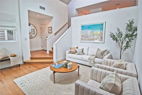 Photo of 13 Catalina Court, Manhattan Beach, CA 90266 (MLS # SB26060540)