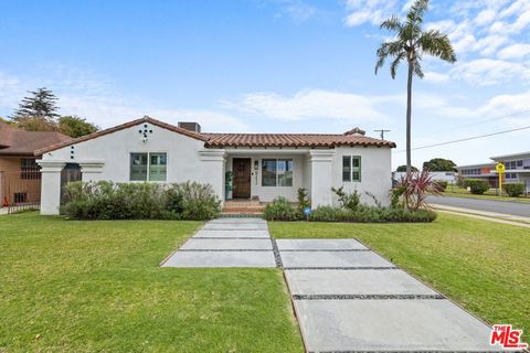 Photo of 9232 S 8th Avenue, Inglewood, CA 90305 (MLS # 26817045)