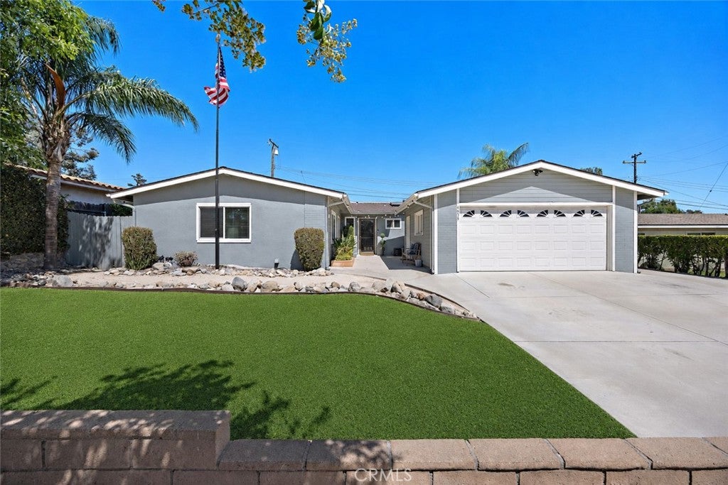 6639 Eastwood