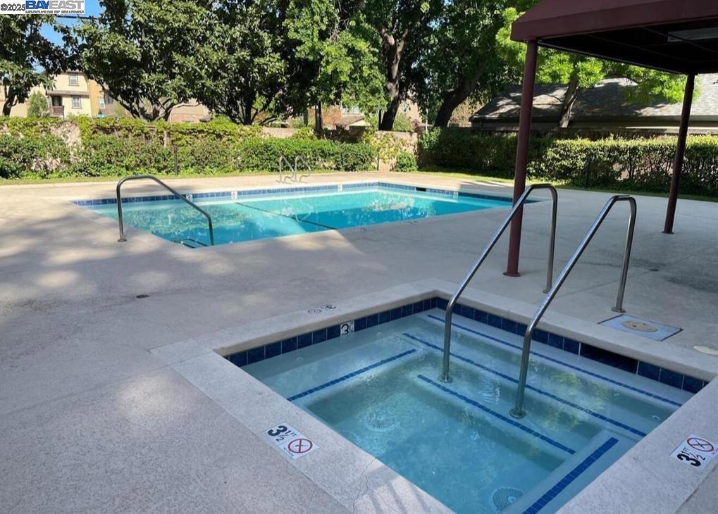 1310 Walden Rd 11