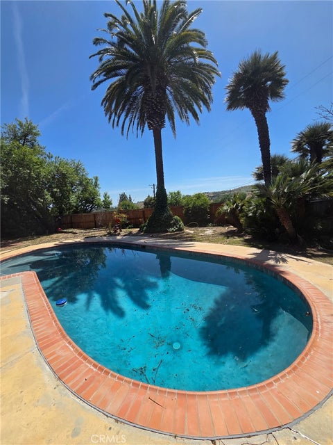 Tiny photo for 215 Hilltop Dr, Paso Robles, CA 93446 (MLS # SC25277423)