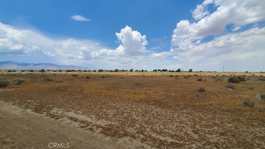Photo 1 of 23 — 1800 Victor Avenue, Mojave, CA 93501