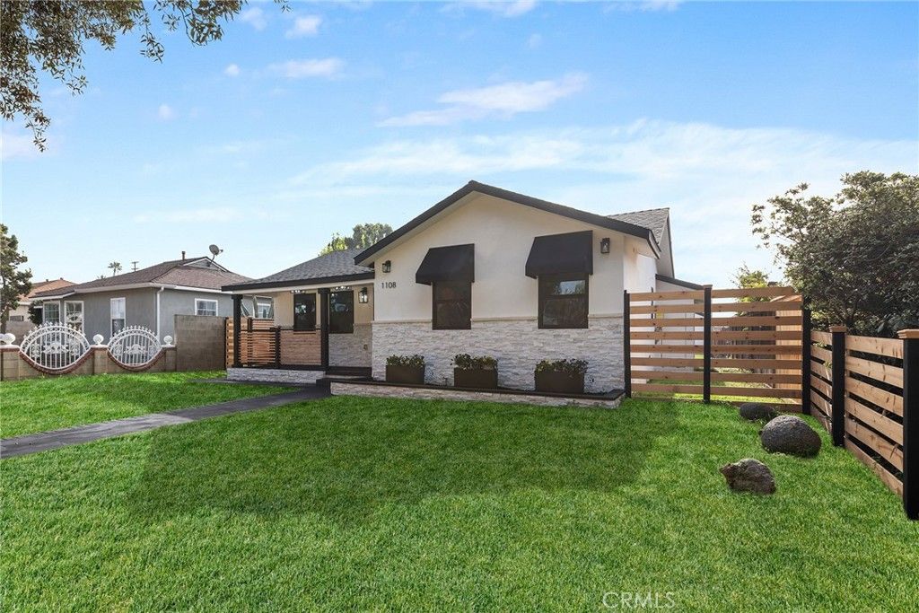 Photo of 1108 Williamson Avenue, Fullerton, CA 92833 (MLS # PW25278303)