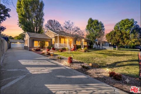 Photo of 8433 Tunney Avenue, Northridge, CA 91324 (MLS # 26856063)