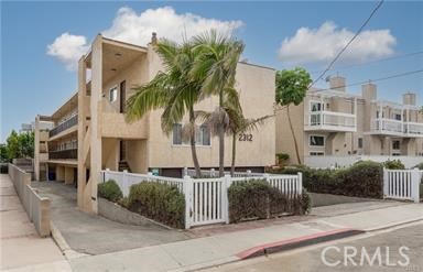 Welcome to this updated 1 Br and 1 Bath apartment located in a quiet Redondo Beach neighborhood with Views of the Palos Verdes Hills. This 2nd floor apartment is a highly desirable unit in a small 11 unit building and features an open floorplan with upgraded laminate flooring, large bright dual-paned windows and new paint. One car parking in a garage with coin-operated community laundry available. Close to Parks, Schools, Shopping, beaches and freeways.