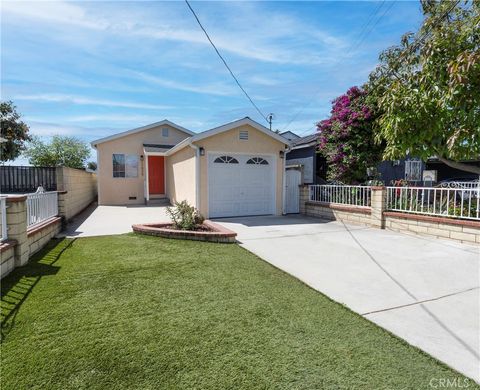 Photo of 11936 Lowemont St, Norwalk, CA 90650 (MLS # CV26070817)