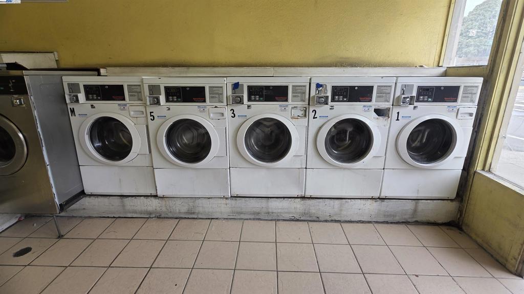 BAYVIEW - Residential Income