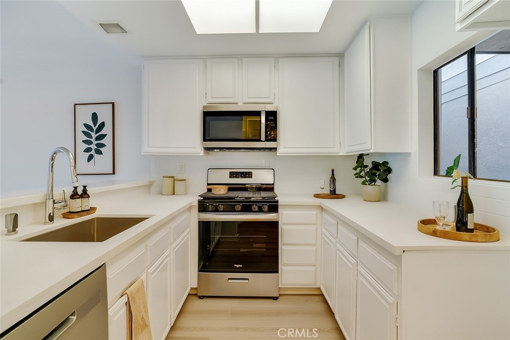 3480 Barham Boulevard 215