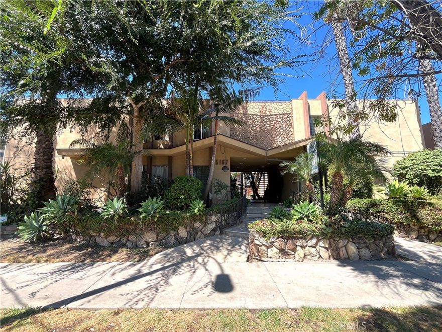 Welcome to this bright and spacious 2-bedroom, 2-bathroom apartment offering 1,000 square feet of living space in a well-kept Encino community. The unit features an open layout with brand-new flooring, fresh paint, and plenty of natural light throughout. The kitchen is equipped with a stove and microwave, and on-site laundry facilities provide added convenience. One assigned parking space (#B) is included.



Residents can enjoy access to a community pool, perfect for relaxing and unwinding. Ideally located just off Ventura Boulevard, this apartment is close to Encino Charter Elementary, Encino Town Center, Trader Joe’s, Ralphs, Balboa Park, and the Sepulveda Basin Recreation Area. Easy access to the 101 Freeway makes commuting simple and convenient.