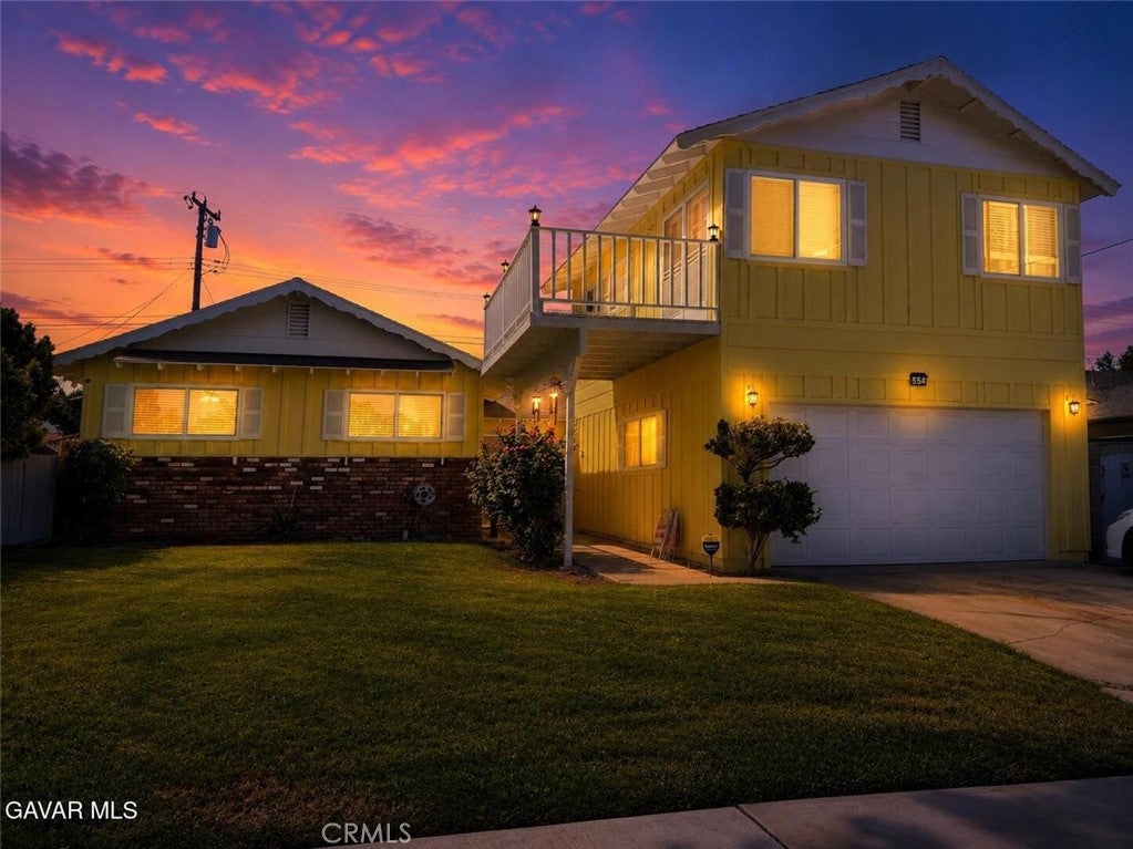 Photo of 554 W Avenue J-11, Lancaster, CA 93534 (MLS # SR26214132)