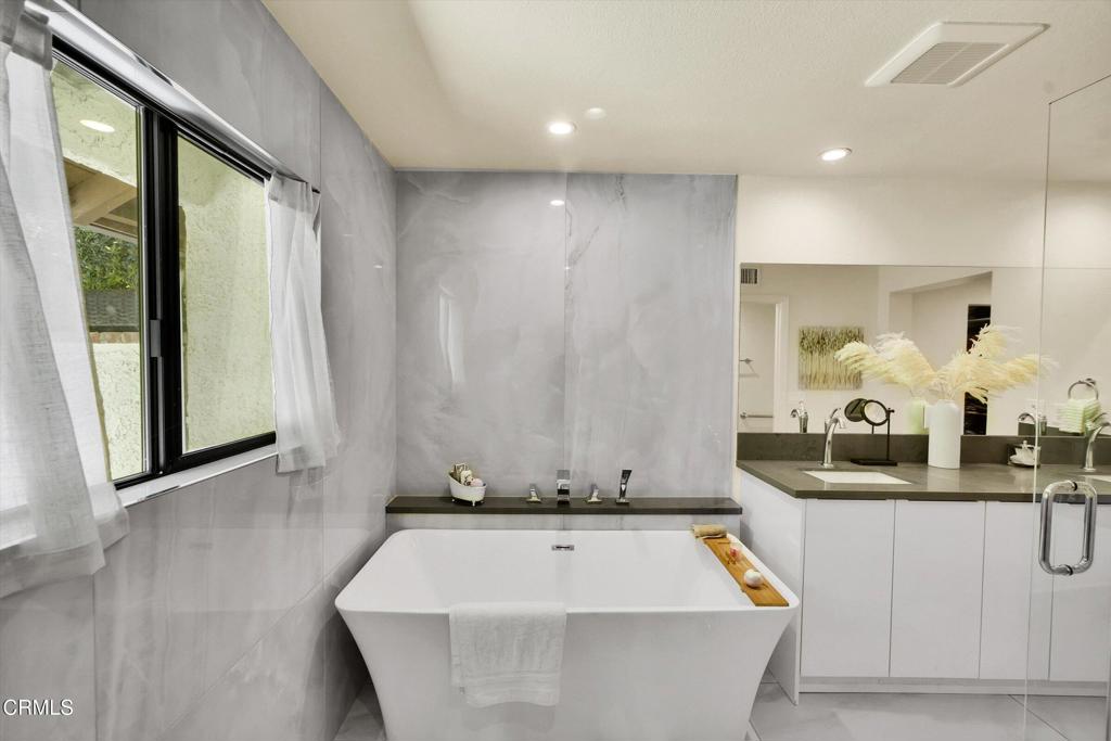 Master Series NR-773 - Residential