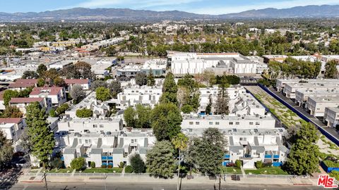 Photo of 18411 Hatteras Street #230, Tarzana, CA 91356 (MLS # 26654505)