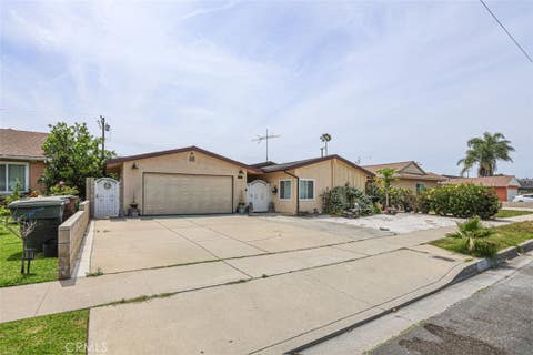 Photo of 1762 W Minerva, Anaheim, CA 92804 (MLS # PW26139286)