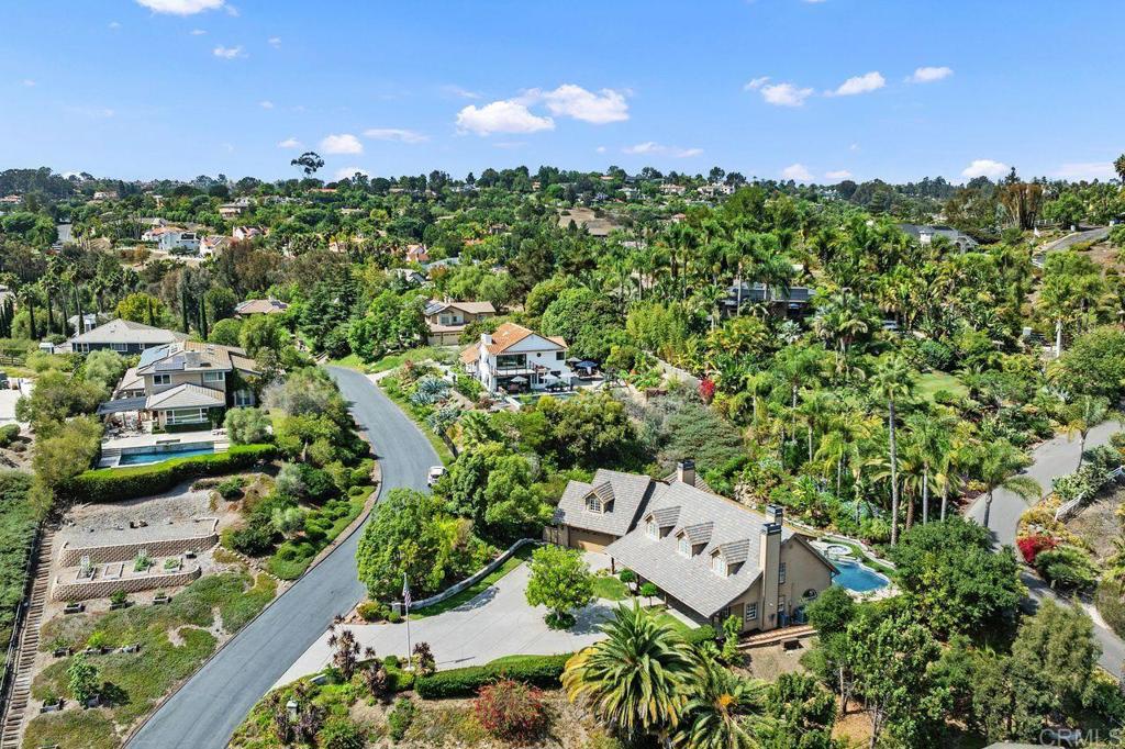 2946 Crystal Ridge Road