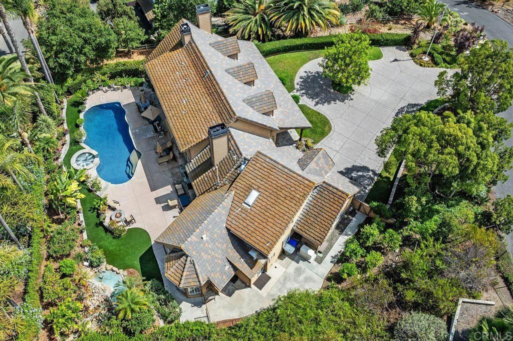 2946 Crystal Ridge Road