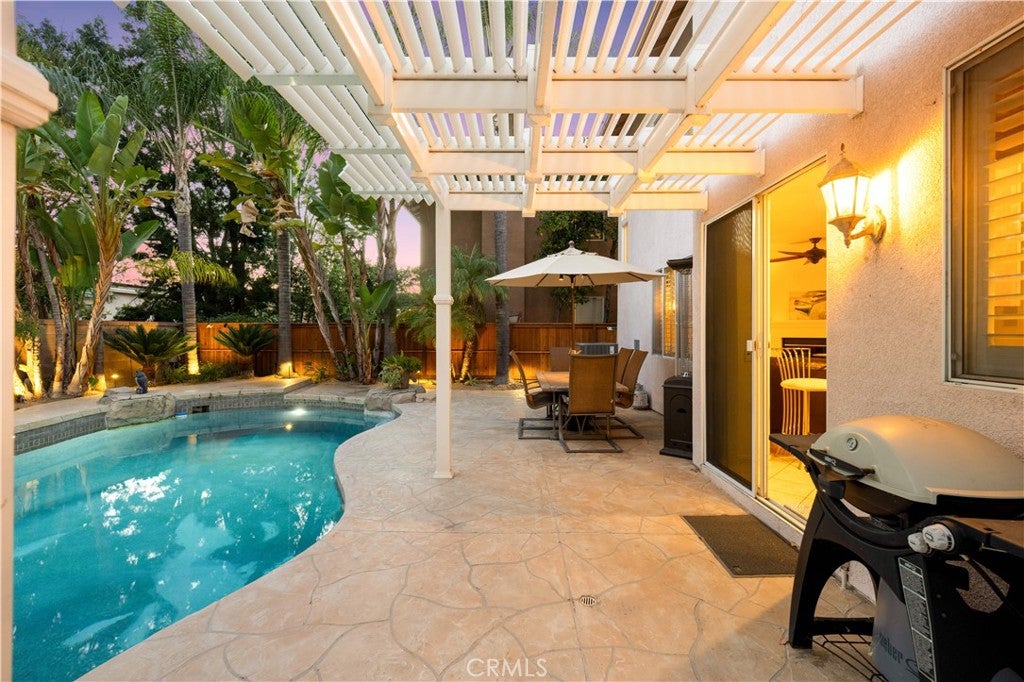26 Appleglen, Irvine CA 92602 - Photo 35