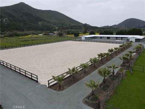Photo of 1970 Quintana Road, Morro Bay, CA 93442 (MLS # NS25202031) Photo of 1970 Quintana Road, Morro Bay, CA 93442 (MLS # NS25202031)