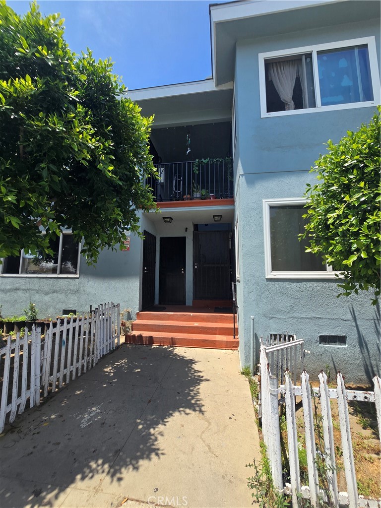 923 W G Street 8