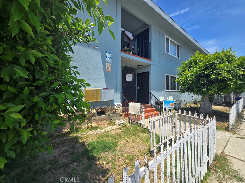 923 W G Street 8