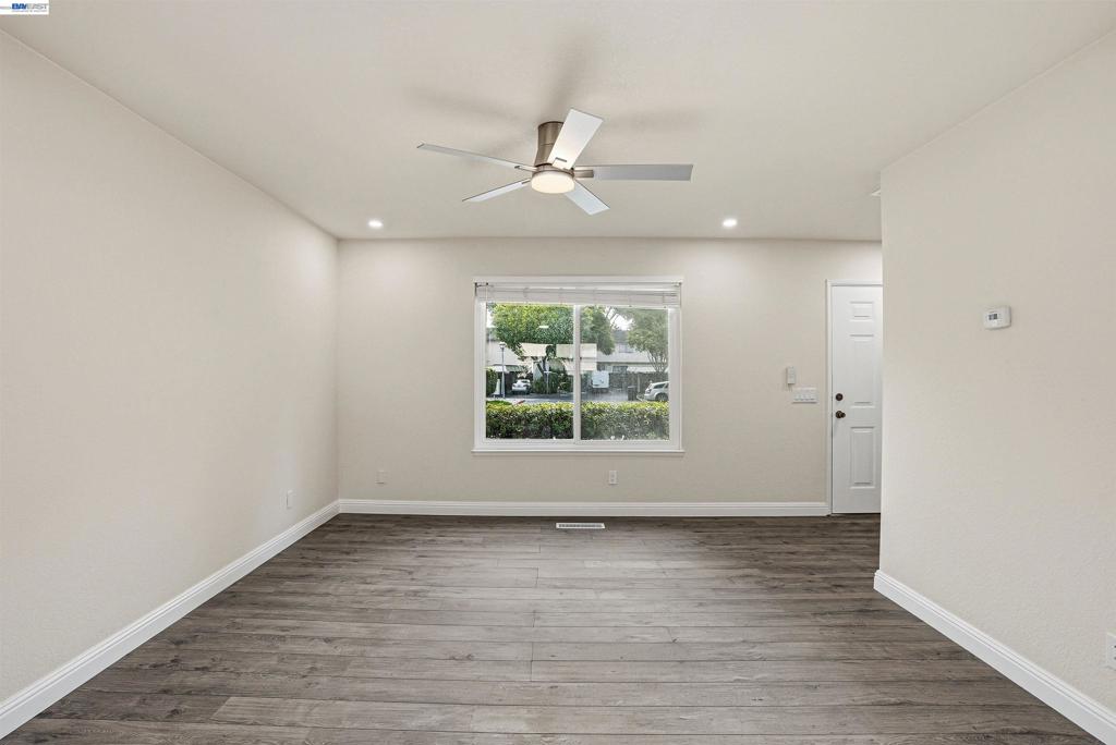 3789 Saratoga Way