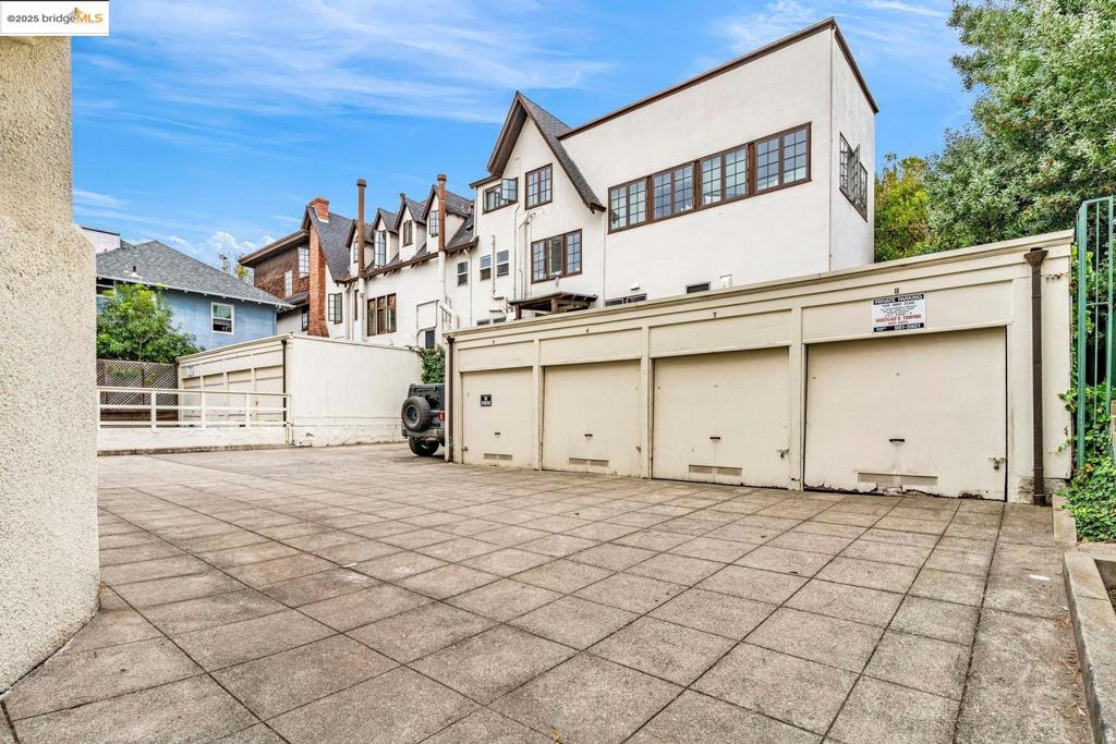 BERKELEY - Residential Income