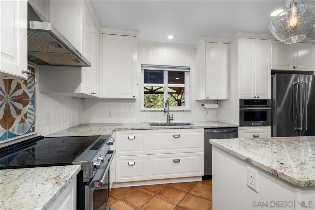 Lakeside - Residential