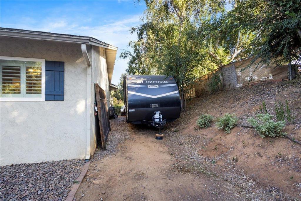 Lakeside - Residential