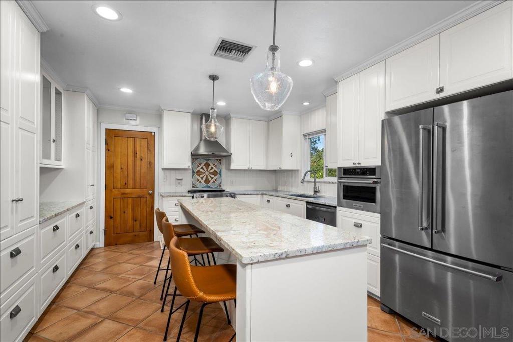 Lakeside - Residential