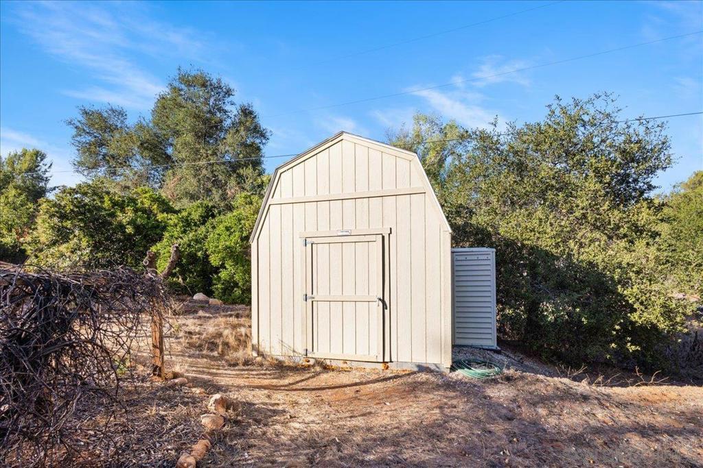 Lakeside - Residential