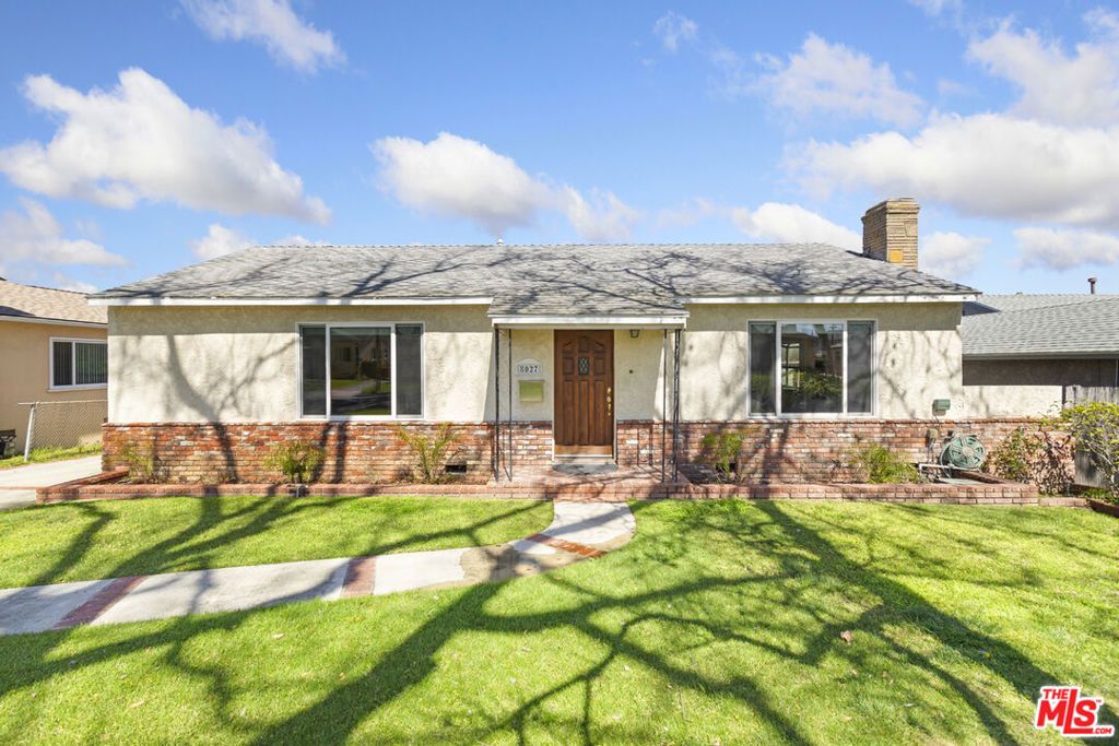 listing image 130724883149543185497