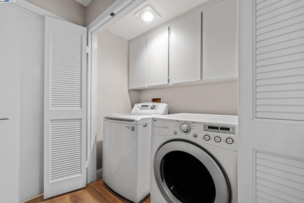 DANBURY PARK - Residential