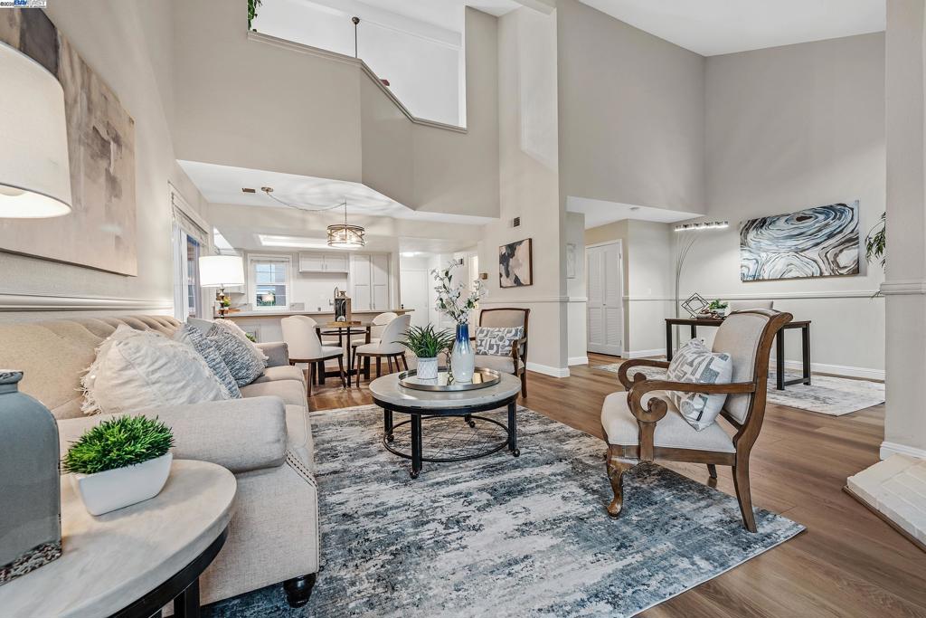 DANBURY PARK - Residential