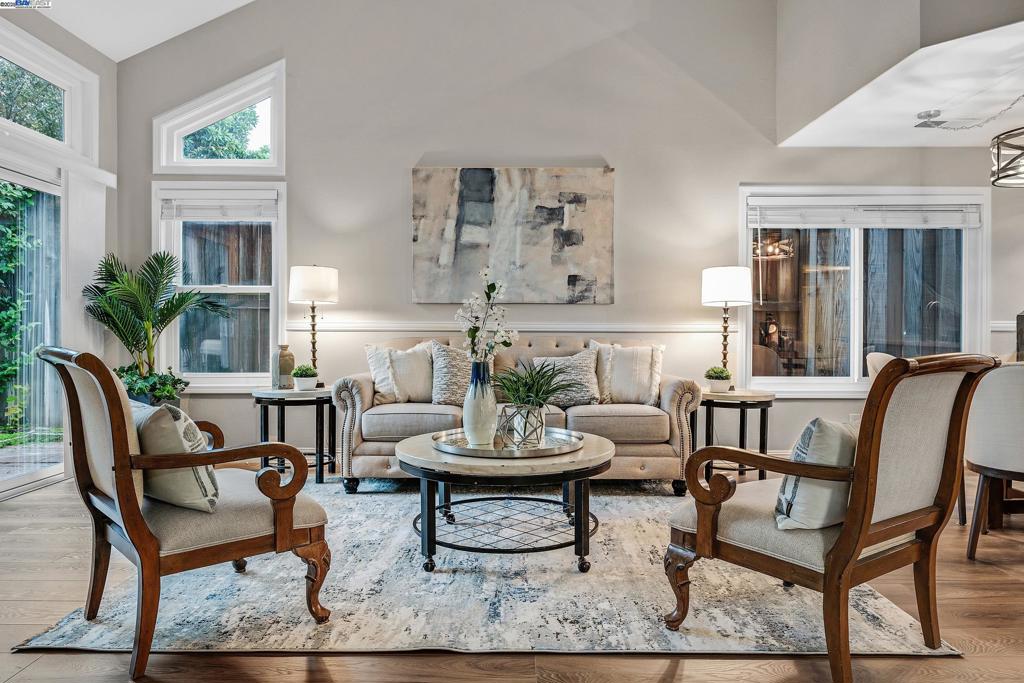 DANBURY PARK - Residential