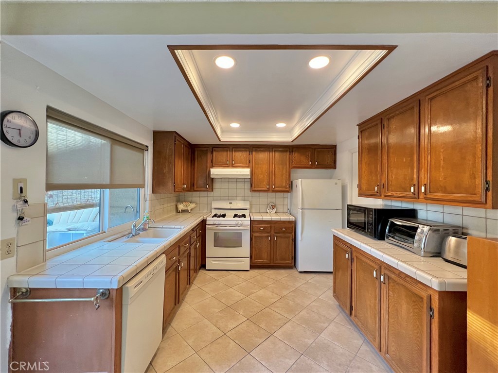 1231 S Golden West 11